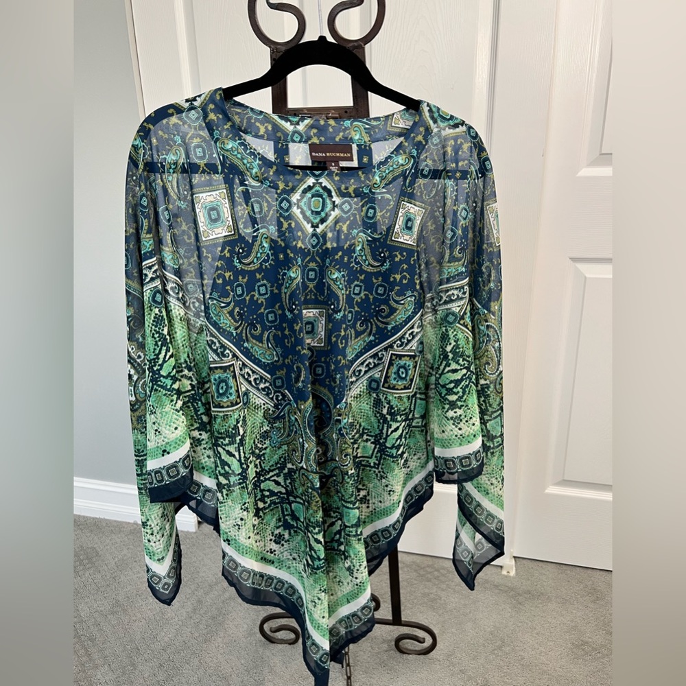 Dana Buchman flowing scarf blouse